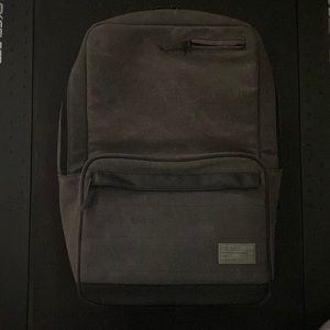 (Hex) Backpack